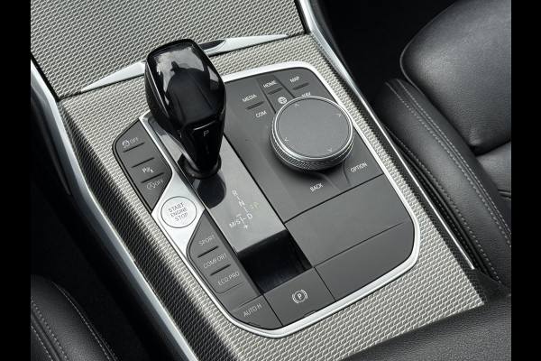 BMW 3 Serie Touring 320i High Executive Edition | M-Sport | Apple Carplay | Leder | Camera