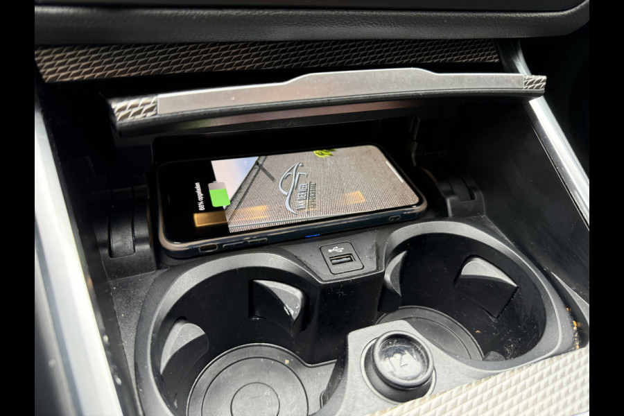 BMW 3 Serie Touring 320i High Executive Edition | M-Sport | Apple Carplay | Leder | Camera
