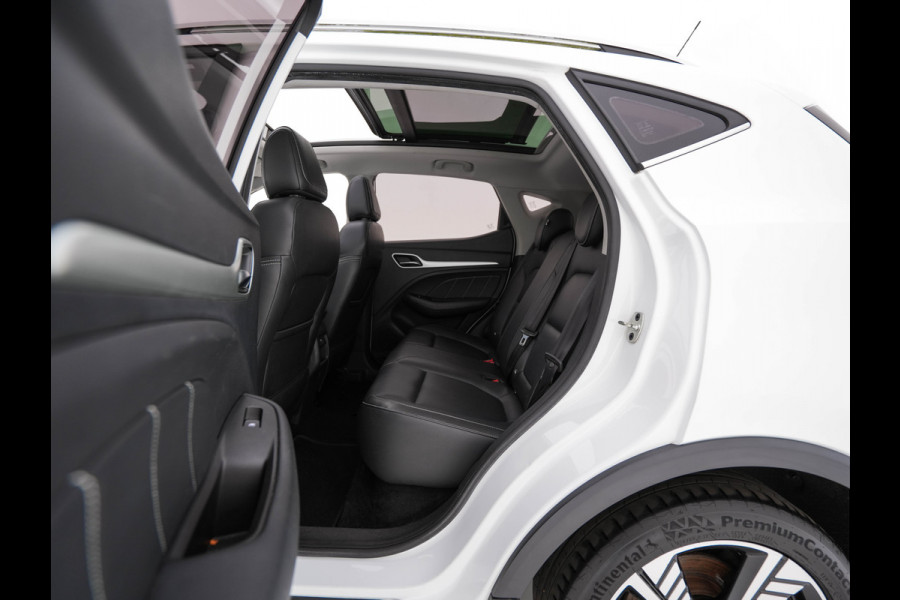 MG ZS EV Luxury 45 kWh {SoH-87%} (INCL-BTW) Aut. *PANO | LEATHER | CCS-FASTLOADER | KEYLESS | NAVI-FULLMAP | ADAPTIVE-CRUISE | CAMERA | HEATED-SPORTSEATS | CARPLAY | BLINDSPOT | DAB | LANE-ASSIST | 17''ALU*