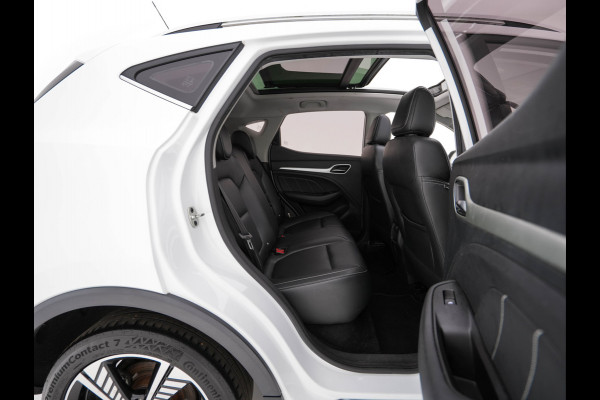 MG ZS EV Luxury 45 kWh {SoH-87%} (INCL-BTW) Aut. *PANO | LEATHER | CCS-FASTLOADER | KEYLESS | NAVI-FULLMAP | ADAPTIVE-CRUISE | CAMERA | HEATED-SPORTSEATS | CARPLAY | BLINDSPOT | DAB | LANE-ASSIST | 17''ALU*