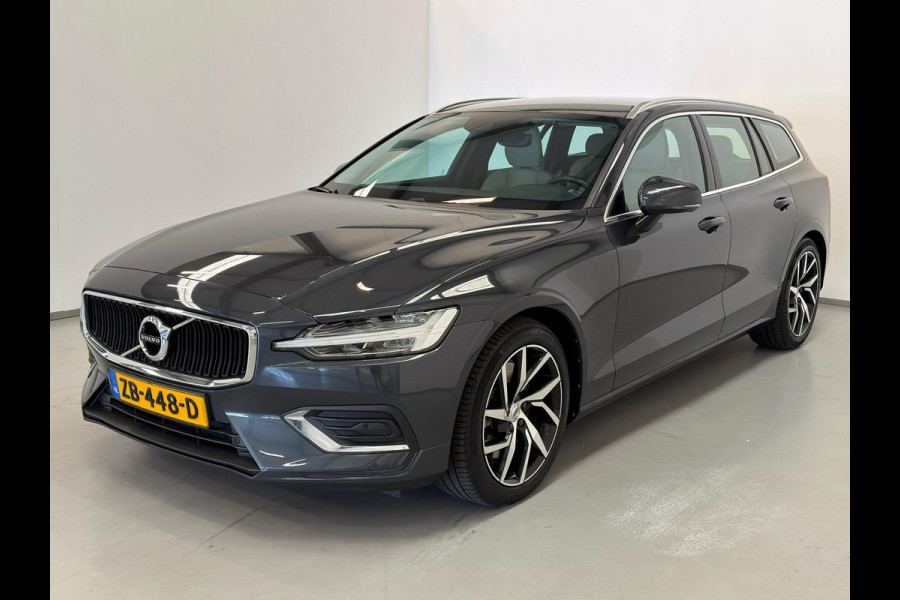 Volvo V60 2.0 T5 Momentum / NL-auto / Leder / CarPlay / Trekhaak