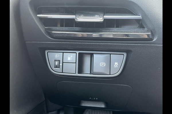 Kia Ev6 Light 77.4 kWh SOH 100% | TREKHAAK | KIA DEALER ONDERHOUDEN | 1E EIGENAAR | LEDEREN BEKLEDING | CAMERA | ADAPTIVE CRUISE | KIA GARANTIE TOT 10-2030 | BTW VERREKENBAAR