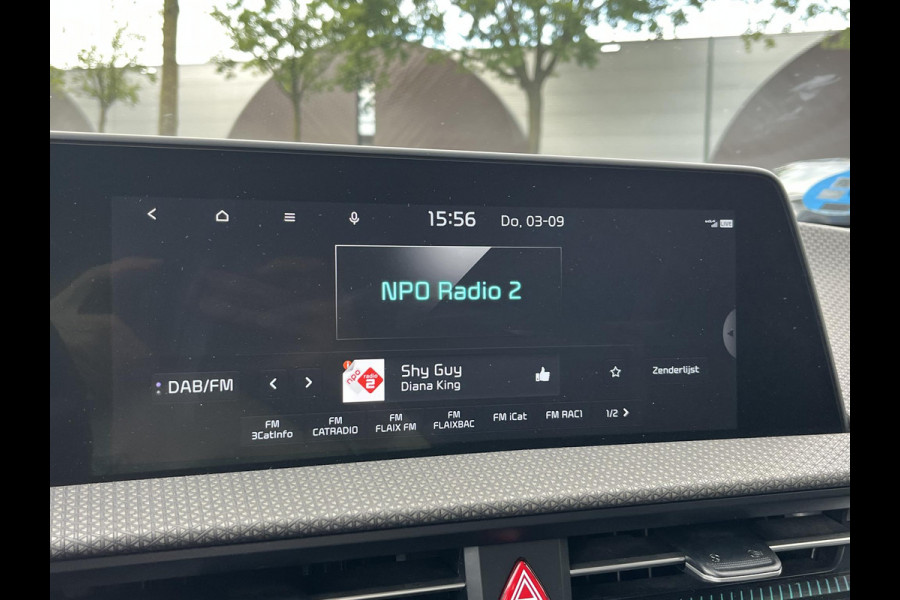 Kia Ev6 Light 77.4 kWh SOH 100% | TREKHAAK | KIA DEALER ONDERHOUDEN | 1E EIGENAAR | LEDEREN BEKLEDING | CAMERA | ADAPTIVE CRUISE | KIA GARANTIE TOT 10-2030 | BTW VERREKENBAAR