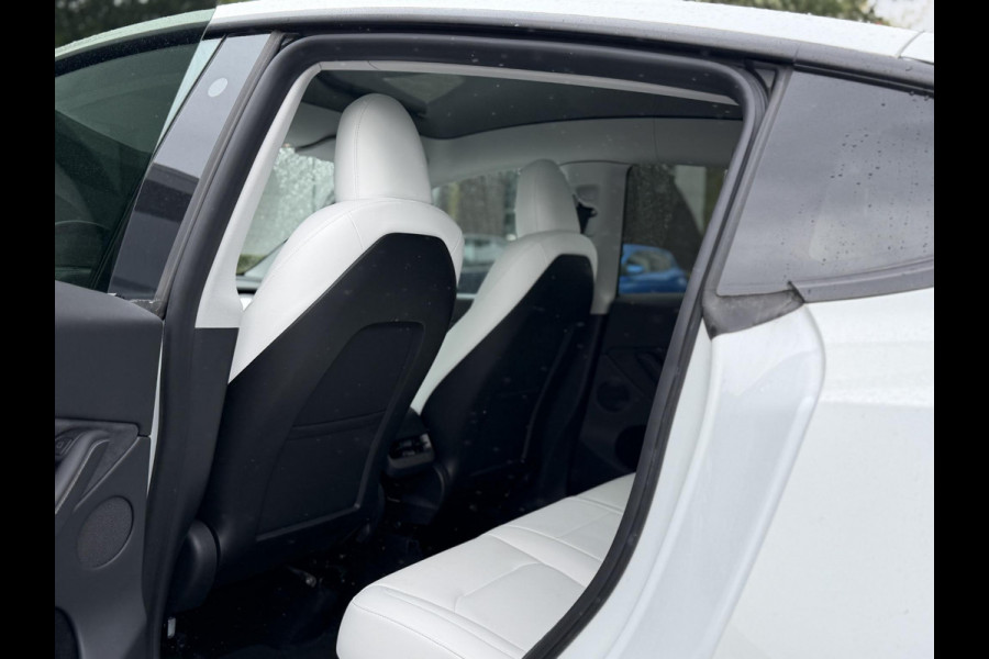 Tesla Model Y Long Range AWD 75 kWh SOH 95% | ORIGINEEL NEDERLANDSE AUTO | 1E EIGENAAR | TESLA GARANTIE TOT 07-2027 | TESLA ACCUGARANTIE TOT 07-2030 OF TOT 192.000 KM