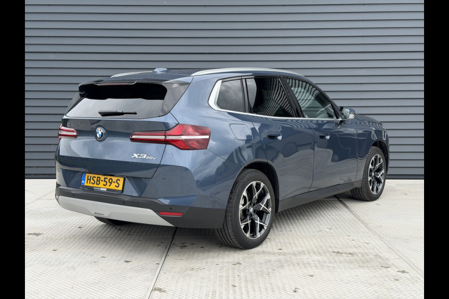 BMW X3 30e xDrive | Panorama dak | Head-Up | 360 Camera | Harman Kardon