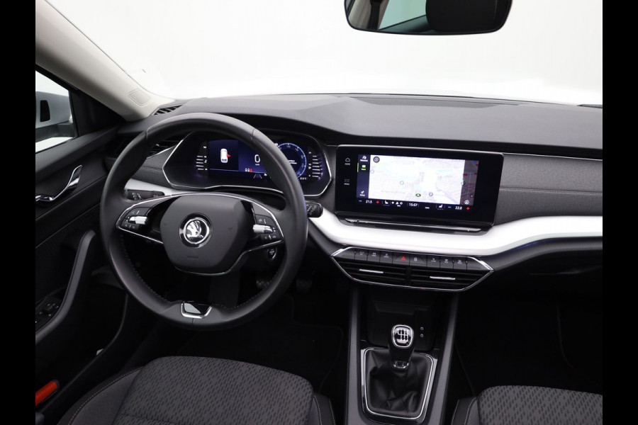 Škoda Octavia Combi 1.0 TSI Business Edition Plus | Panodak | Trekhaak elk. wegkl. | Camera | Elk. A-klep | Prijs Rijklaar!!