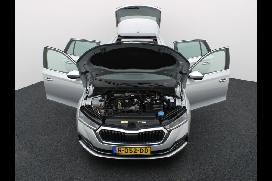 Škoda Octavia Combi 1.0 TSI Business Edition Plus | Panodak | Trekhaak elk. wegkl. | Camera | Elk. A-klep | Prijs Rijklaar!!