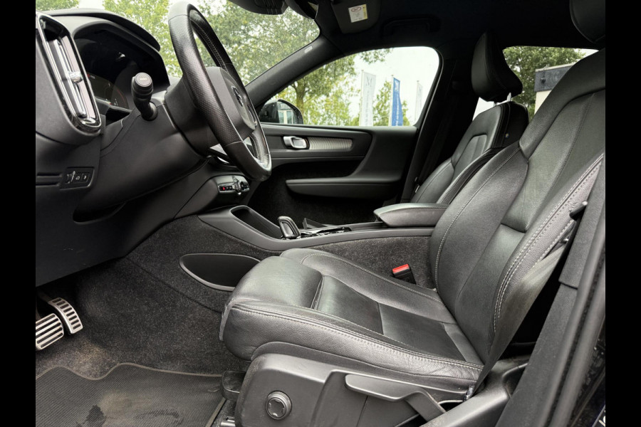 Volvo XC40 1.5 T5 Recharge R-Design 20 INCH | LEDEREN BEKLEDING | ELEKTRISCHE TREKHAAK | CAMERA | STOEL + STUURVERWARMING | ELEKTRISCHE ACHTERKLEP | ONDERHOUD GEHAD | ALL-IN PRIJS INCL. 12 MND BOVAG GARANTIE