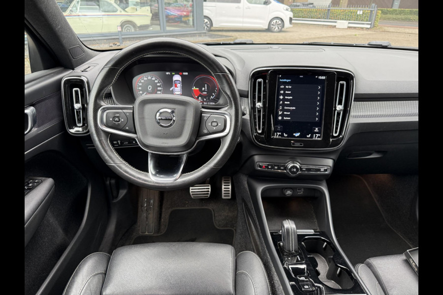 Volvo XC40 1.5 T5 Recharge R-Design 20 INCH | LEDEREN BEKLEDING | ELEKTRISCHE TREKHAAK | CAMERA | STOEL + STUURVERWARMING | ELEKTRISCHE ACHTERKLEP | ONDERHOUD GEHAD | ALL-IN PRIJS INCL. 12 MND BOVAG GARANTIE