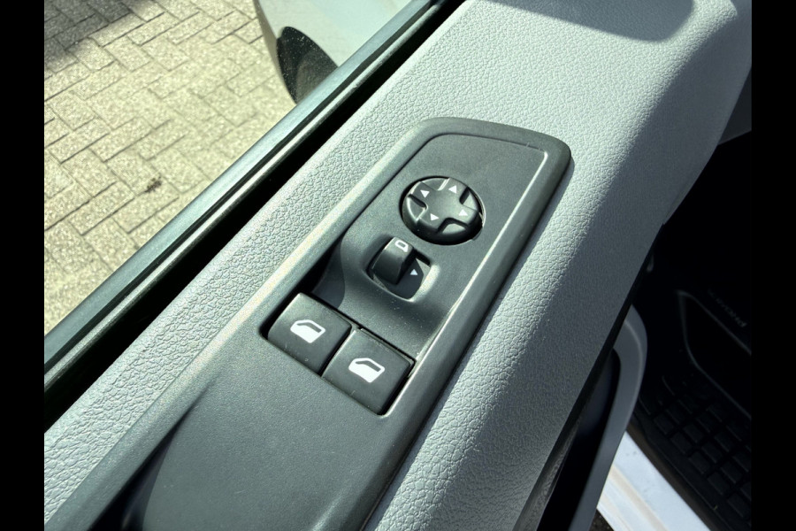 Toyota PROACE Electric Worker Extra Range Cool Comfort Long Trekhaak, 3-Persoons, Cruise Controll