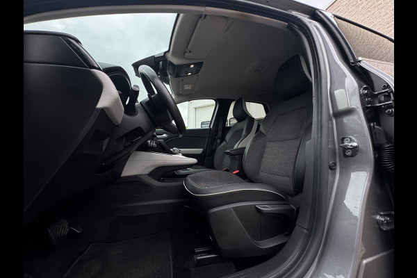 Renault Captur 1.3 TCe 130 Edition One Trekhaak / Camera / Navi / Carplay / Stoel & stuurverw. / Warning Spots / Ledverlichting