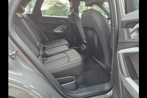 Audi Q3 35 TFSI S Line Pro Line | Automaat | Trekhaak | Stoelverwarming | MMI Plus | Virtual | Elek. achterklep |
