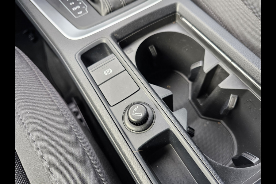 Audi Q3 35 TFSI S Line Pro Line | Automaat | Trekhaak | Stoelverwarming | MMI Plus | Virtual | Elek. achterklep |
