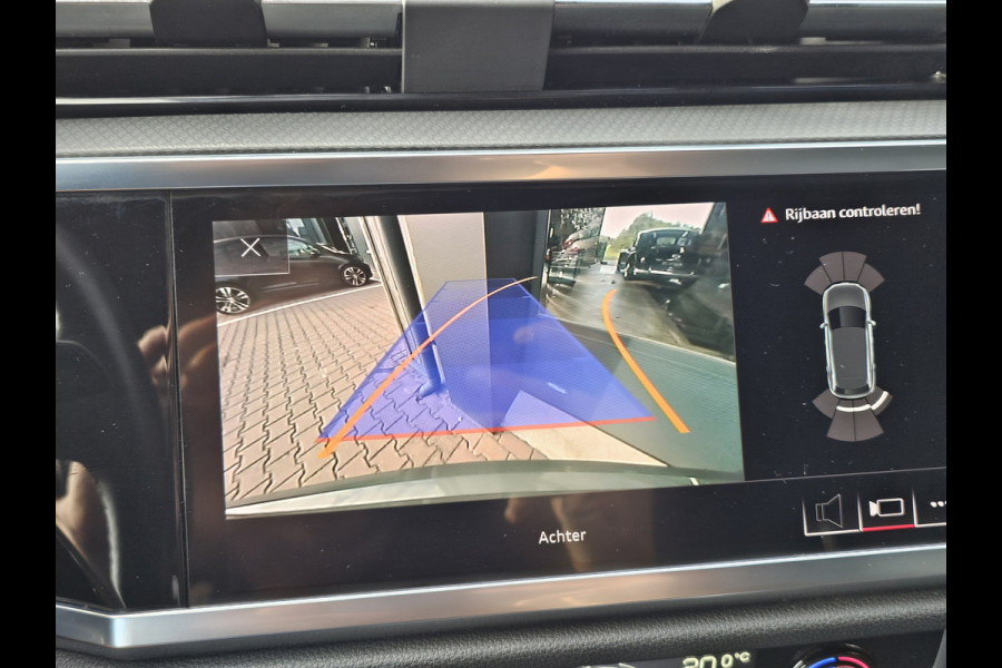 Audi Q3 35 TFSI S Line Pro Line | Automaat | Trekhaak | Stoelverwarming | MMI Plus | Virtual | Elek. achterklep |