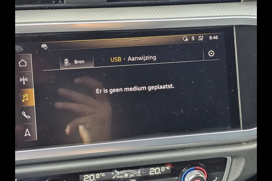 Audi Q3 35 TFSI S Line Pro Line | Automaat | Trekhaak | Stoelverwarming | MMI Plus | Virtual | Elek. achterklep |
