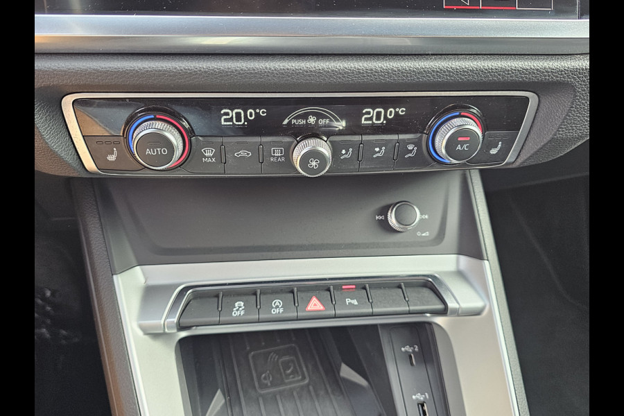 Audi Q3 35 TFSI S Line Pro Line | Automaat | Trekhaak | Stoelverwarming | MMI Plus | Virtual | Elek. achterklep |