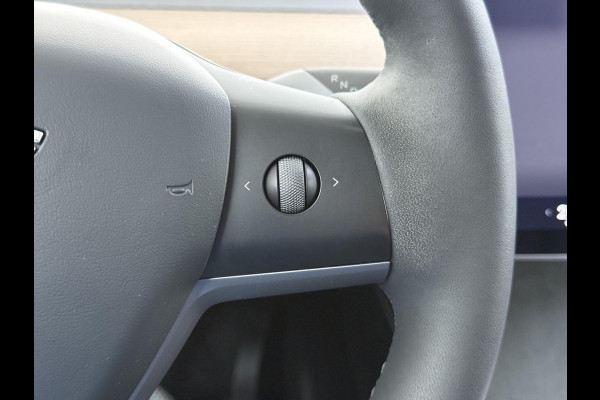 Tesla Model Y Long Range AWD 75 kWh SOH 94,8% | TESLA FABRIEKSGARANTIE TOT 2028 OF 80.000KM! | FABRIEKSGARANTIE OP ACCU & AANDRIJFLIJN TOT 2032 OF 192.000 KM|
