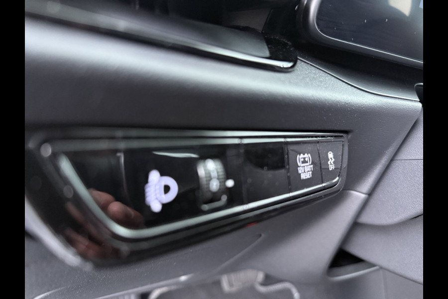Kia Niro 1.6 GDi Hybrid DynamicLine - Climate Control - Adaptieve Cruise Control - Lichtmetalen Velgen - Navigatie - Fabrieksgarantie tot 05-2032