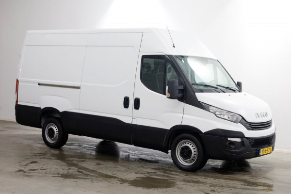 Iveco Daily 35S16 160pk E6 L2H2 HiMatic Automaat Airco/Camera/Trekhaak 3500kg 02-2018