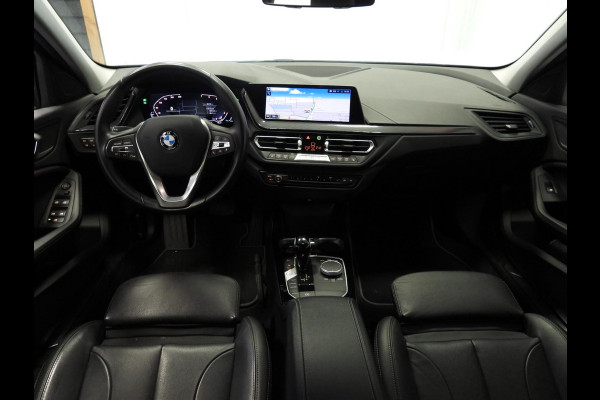 BMW 1-serie 118i Aut. Intro Sport Line VOL LEER/NAVI/CAMERA/LED/18"LMV!