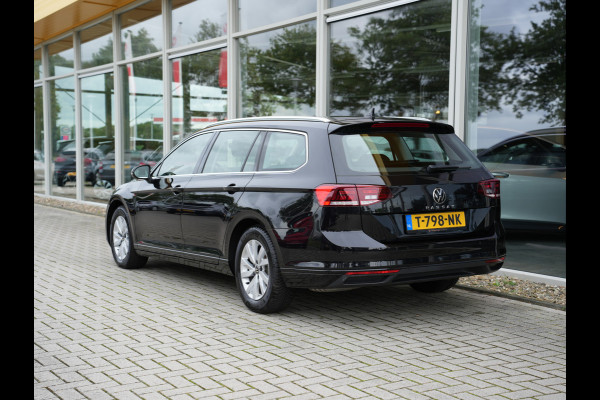 Volkswagen Passat Variant 1.5 TSI Business | Voorruit verwarmbaar en warmtewerend | LED | Draadloze telefoonlader |