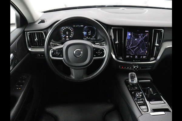 Volvo V60 2.0 T6 Recharge AWD Inscription | Trekhaak | SOH 81% | Stoelverwarming | Harman/Kardon | Leder | Camera | Adaptive cruise | Carplay | Keyless | Memory | Navigatie | Full LED | Stuurverwarming | PHEV | Plug in
