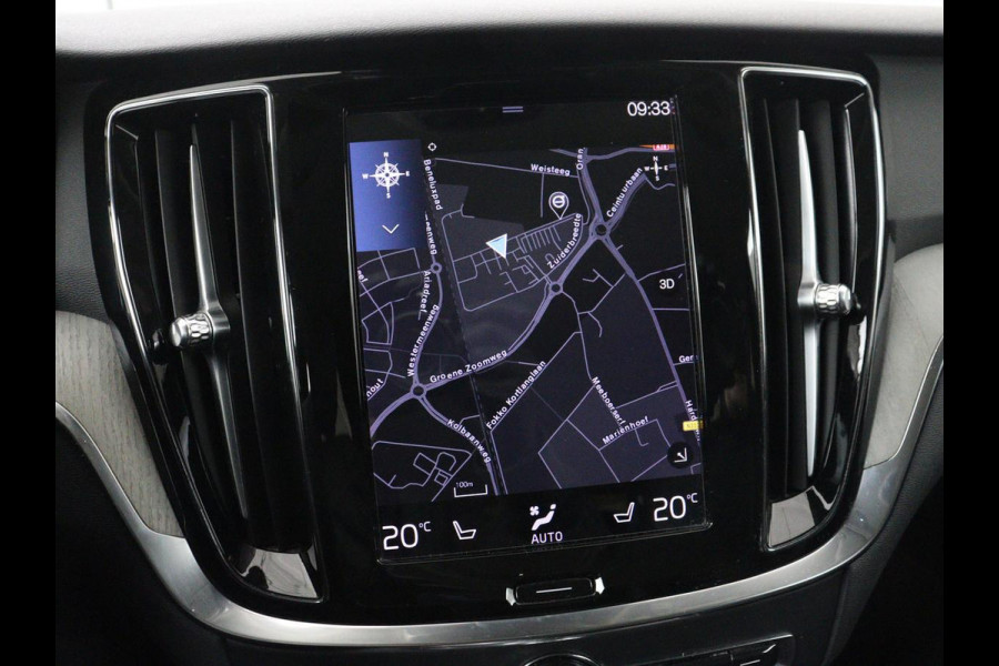 Volvo V60 2.0 T6 Recharge AWD Inscription | Trekhaak | SOH 81% | Stoelverwarming | Harman/Kardon | Leder | Camera | Adaptive cruise | Carplay | Keyless | Memory | Navigatie | Full LED | Stuurverwarming | PHEV | Plug in