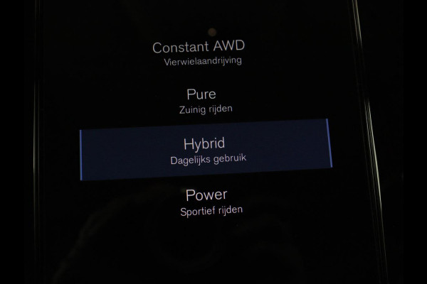 Volvo V60 2.0 T6 Recharge AWD Inscription | Trekhaak | SOH 81% | Stoelverwarming | Harman/Kardon | Leder | Camera | Adaptive cruise | Carplay | Keyless | Memory | Navigatie | Full LED | Stuurverwarming | PHEV | Plug in