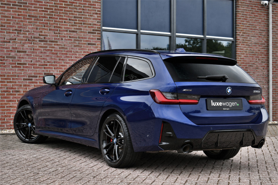 BMW 3 Serie Touring 330e xDrive M-Sport Pro Pano DA-Prof 360 HUD H/K E-zetels 19inch