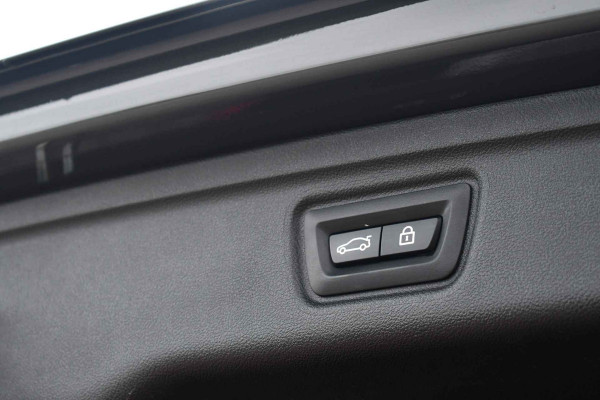 BMW 3 Serie Touring 330e xDrive M-Sport Pro Pano DA-Prof 360 HUD H/K E-zetels 19inch