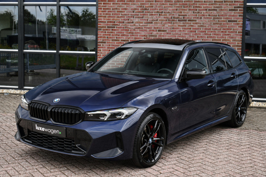 BMW 3 Serie Touring 330e xDrive M-Sport Pro Pano DA-Prof 360 HUD H/K E-zetels 19inch