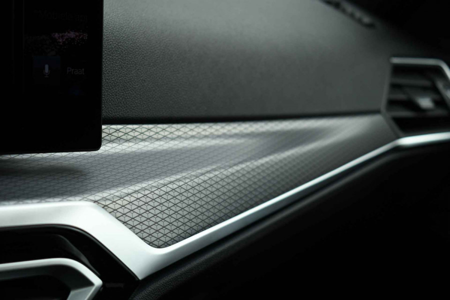 BMW 3 Serie Touring 330e xDrive M-Sport Pro Pano DA-Prof 360 HUD H/K E-zetels 19inch