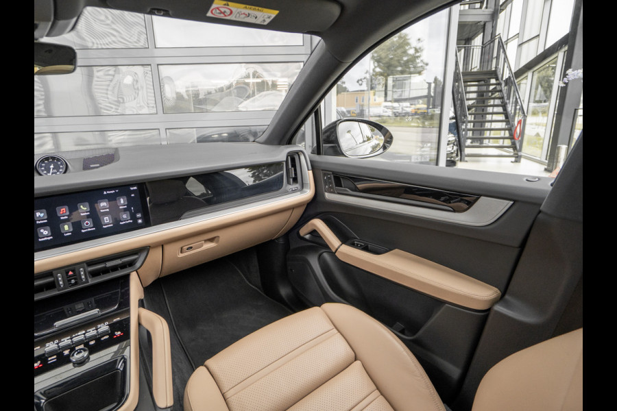 Porsche Cayenne Coupé 3.0 E-Hybrid | SportDesign | Luchtvering | Sportuitlaat | BOSE |