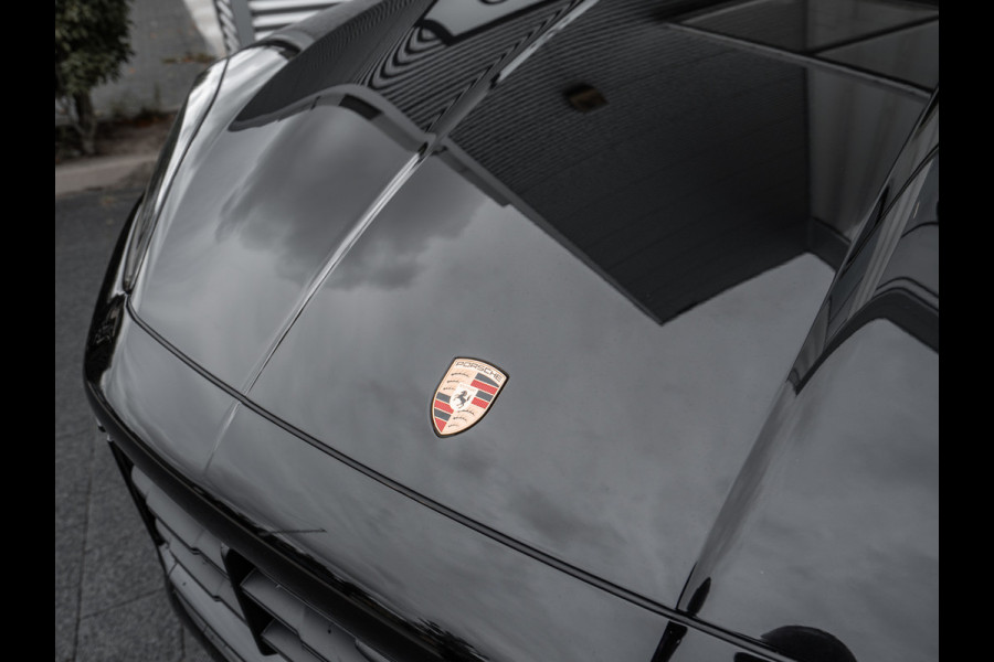 Porsche Cayenne Coupé 3.0 E-Hybrid | SportDesign | Luchtvering | Sportuitlaat | BOSE |