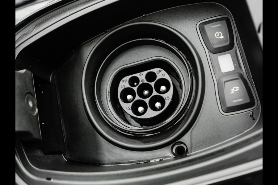 Porsche Cayenne Coupé 3.0 E-Hybrid | SportDesign | Luchtvering | Sportuitlaat | BOSE |
