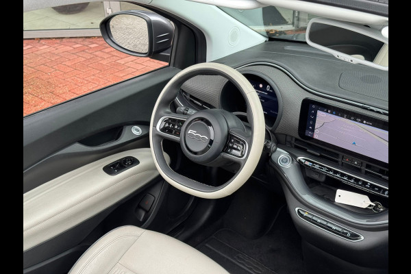 Fiat 500C La Prima 42 kWh | ACC | Apple Carplay/Android Auto