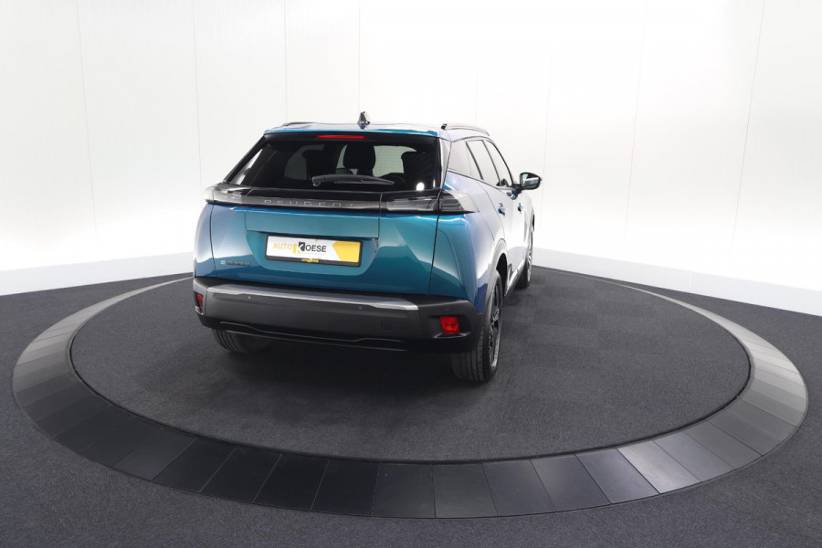 Peugeot e-2008 EV Allure Avantage 54 kWh | SOH 97,7% | 11 KW Lader | Apple Carplay | Parkeersensoren