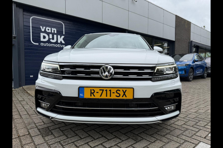 Volkswagen Tiguan 1.5 TSI ACT R-LINE AUTOMAAT Trekhaak Head UP display Navigatie Automatische Airco LMV Adaptief Cruise control