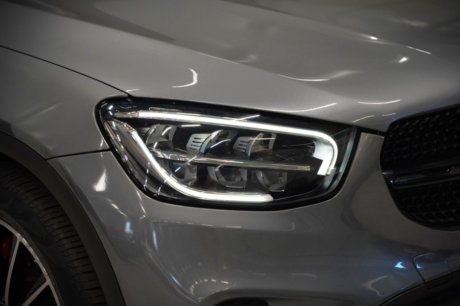 Mercedes-Benz GLC Coupé 300e 4MATIC Premium Plus | Panoramadak | Stuurverwarming | Stoelverwarming | Head-Up Display | Massage | Memory Seats | Luchtvering | Keyless | 360 Camera | Leer | Ambiance Verlichting | Trekhaak | Apple Carplay | Na