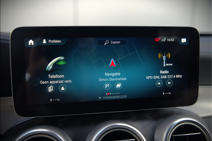 Mercedes-Benz GLC Coupé 300e 4MATIC Premium Plus | Panoramadak | Stuurverwarming | Stoelverwarming | Head-Up Display | Massage | Memory Seats | Luchtvering | Keyless | 360 Camera | Leer | Ambiance Verlichting | Trekhaak | Apple Carplay | Na