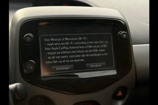 Toyota Aygo 1.0 VVT-i x-play,achteruitrijcamera, airco, 24000 km, NL auto met nationale auto pas