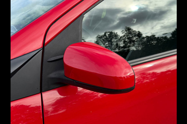 Toyota Aygo 1.0 VVT-i x-play,achteruitrijcamera, airco, 24000 km, NL auto met nationale auto pas