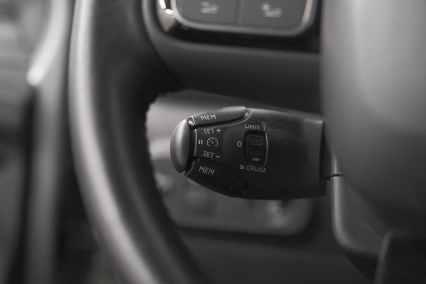 Citroën C3 PureTech 82 S&S Shine | Trekhaak | Camera | Apple Carplay