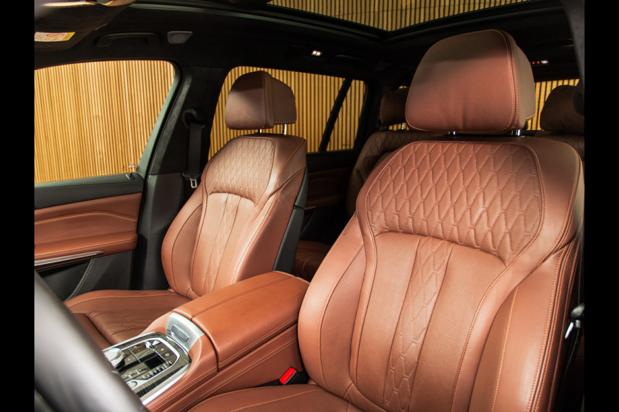 BMW X7 M50i M-SPORT | SKYLOUNGE | B&W | MASSAGE
