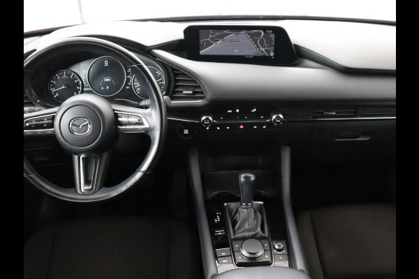 Mazda 3 2.0 e-SkyActiv-X M Hybrid 186 Comfort | Stoelverwarming | Head-Up | Adaptive cruise | Carplay | Camera | Full LED | Navigatie | Climate control | Stuurverwarming | Side Assist