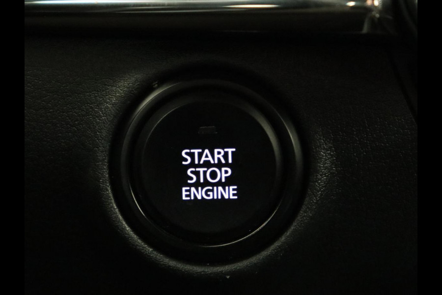 Mazda 3 2.0 e-SkyActiv-X M Hybrid 186 Comfort | Stoelverwarming | Head-Up | Adaptive cruise | Carplay | Camera | Full LED | Navigatie | Climate control | Stuurverwarming | Side Assist