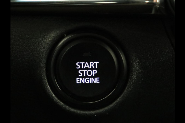 Mazda 3 2.0 e-SkyActiv-X M Hybrid 186 Comfort | Stoelverwarming | Head-Up | Adaptive cruise | Carplay | Camera | Full LED | Navigatie | Climate control | Stuurverwarming | Side Assist