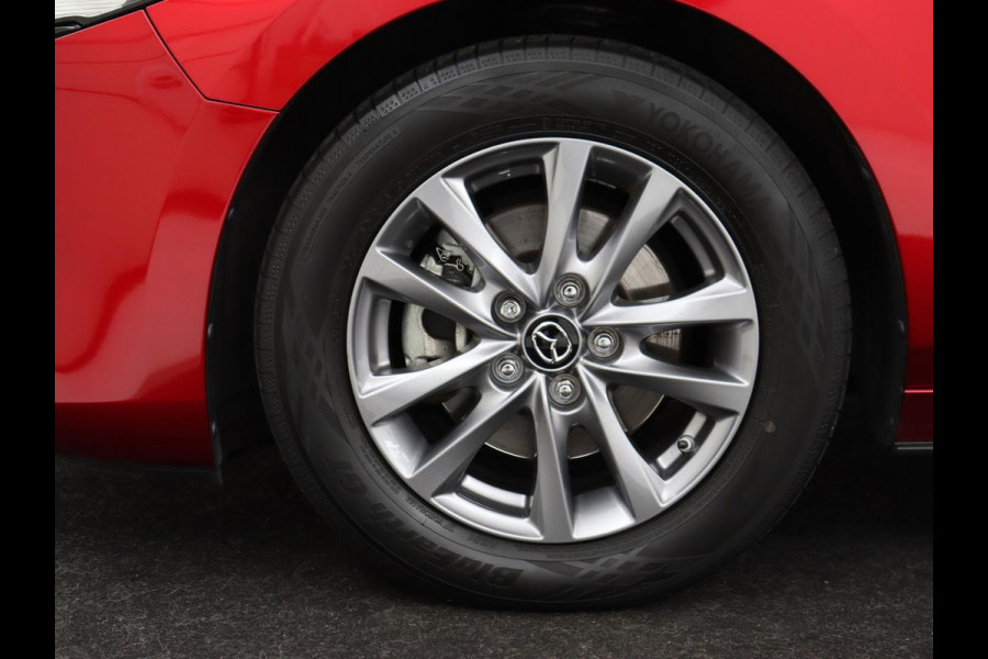 Mazda 3 2.0 e-SkyActiv-X M Hybrid 186 Comfort | Stoelverwarming | Head-Up | Adaptive cruise | Carplay | Camera | Full LED | Navigatie | Climate control | Stuurverwarming | Side Assist