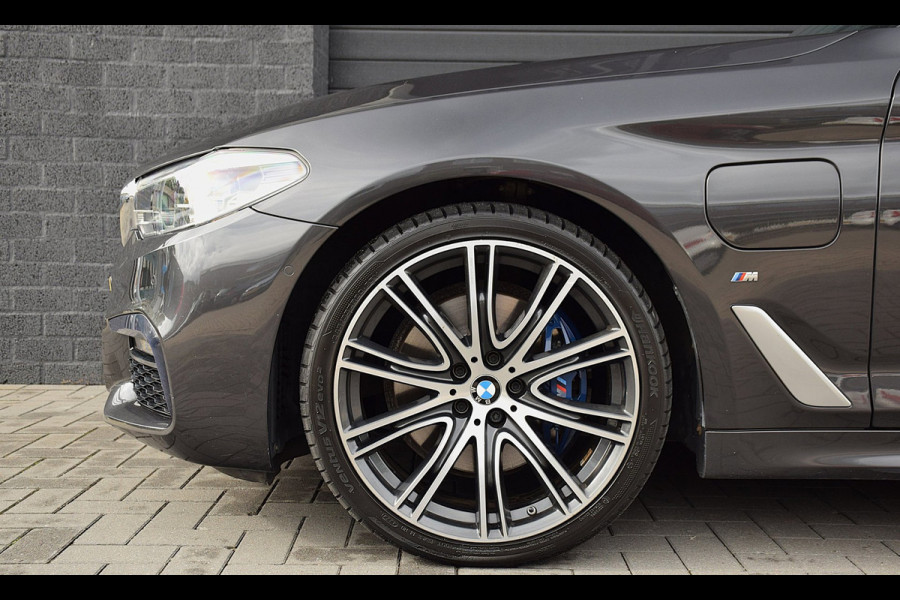 BMW 5 Serie 530e iPerformance High Executive*M-Pakket*DAK*360Cam*20Inch*Enz
