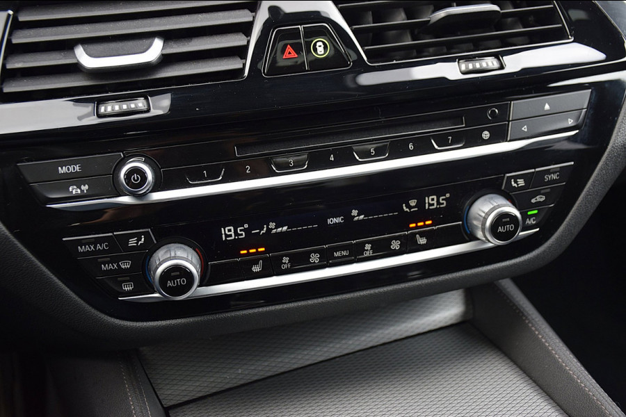 BMW 5 Serie 530e iPerformance High Executive*M-Pakket*DAK*360Cam*20Inch*Enz